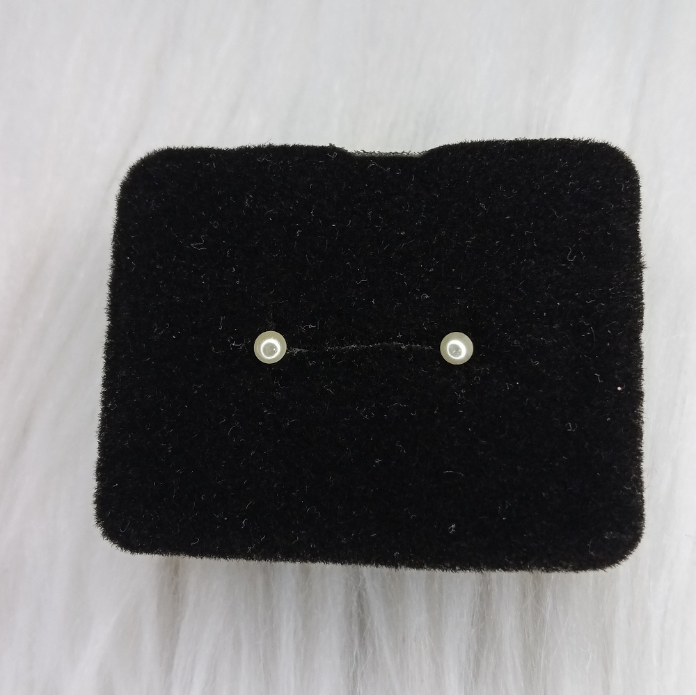 Extra Small Pearl Stud Earrings